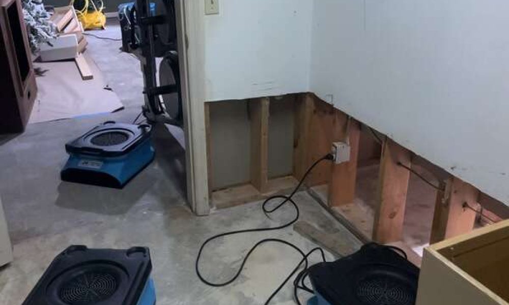 {"identifier":"3da7b6ad-f2a6-4d91-b42c-e7e6293897b4","resolution":[1920,1440],"intrinsics-corrected":[1521.44482421875,1521.44482421875,721.854248046875,958.3572998046875],"intrinsics":[1521.44482421875,1521.44482421875,961.6427001953125,721.854248046875],"timestampMs":1756905067470,"transform-corrected":[2.404383659362793,0.0274864062666893,-5.200768947601318,0.9629050493240356,0.03957828879356384,0.16488273441791534,-0.2099074274301529],"worldMapId":"80f52b7d-e100-327d-7f0a-d4821effcd82","resolution-corrected":[1440,1920],"cameraType":"ar","transform":[2.404383659362793,0.0274864062666893,-5.200768947601318,0.7088627815246582,-0.6528906226158142,-0.03183724731206894,-0.26501667499542236],"deviceOrientation":"portrait","kind":"extra","hover_cube_face":0}