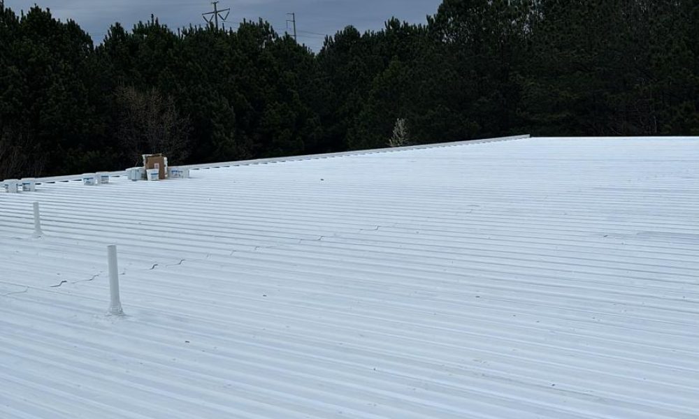 Commercial roofing seal coats